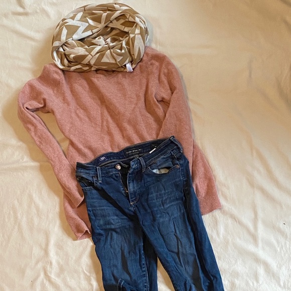 Michael Kors Infinity Scarf - Picture 2 of 2